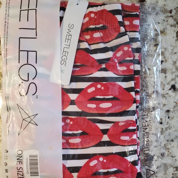 Sweetlegs Pants - SOLD******FREE with any purchase** Sweetlegs pants